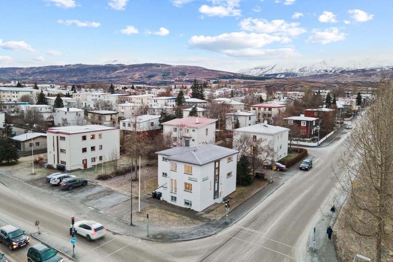 Acco Guesthouse Akureyri Buitenkant foto