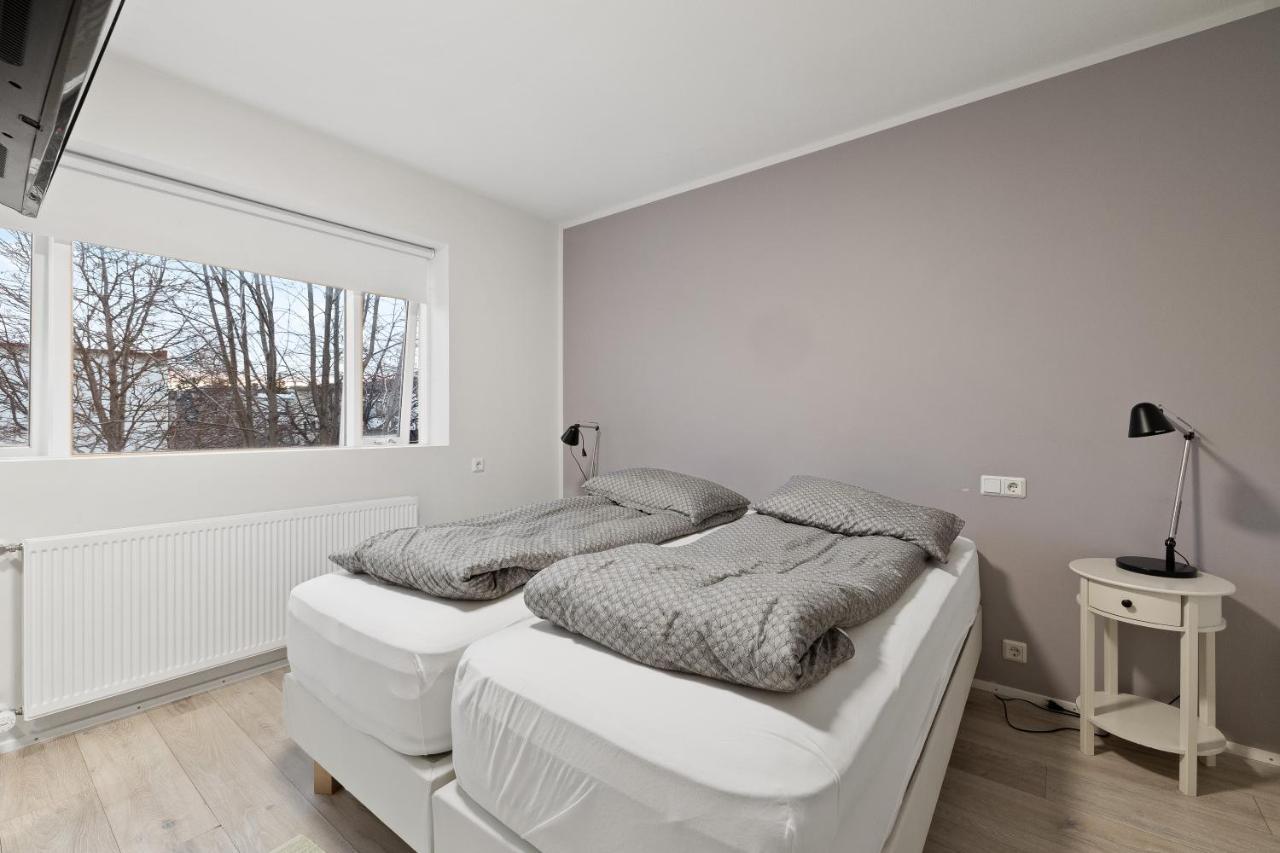 Acco Guesthouse Akureyri Buitenkant foto