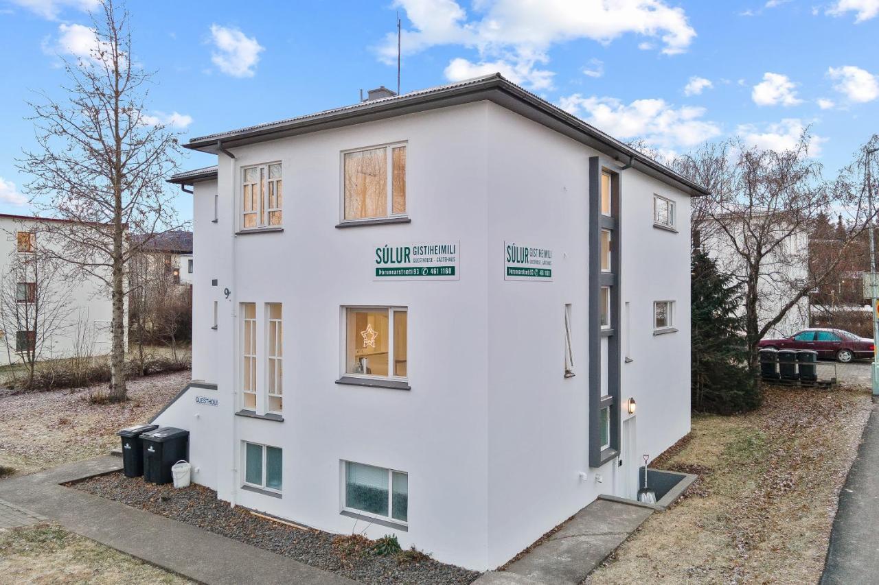 Acco Guesthouse Akureyri Buitenkant foto